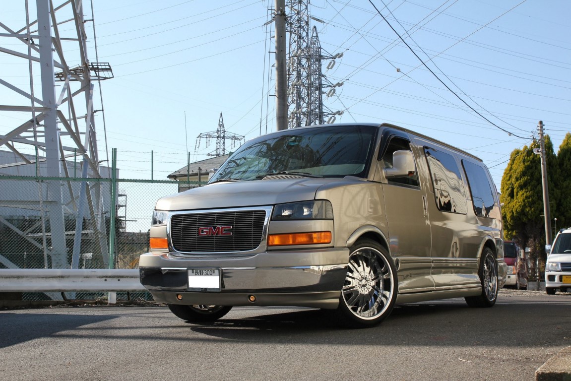 -GMC サバナ-